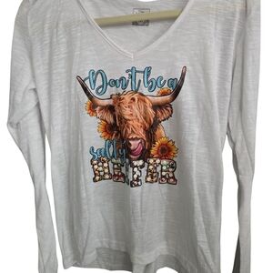 Smart & Sexy White Long Sleeve Jersey with Graphic Print